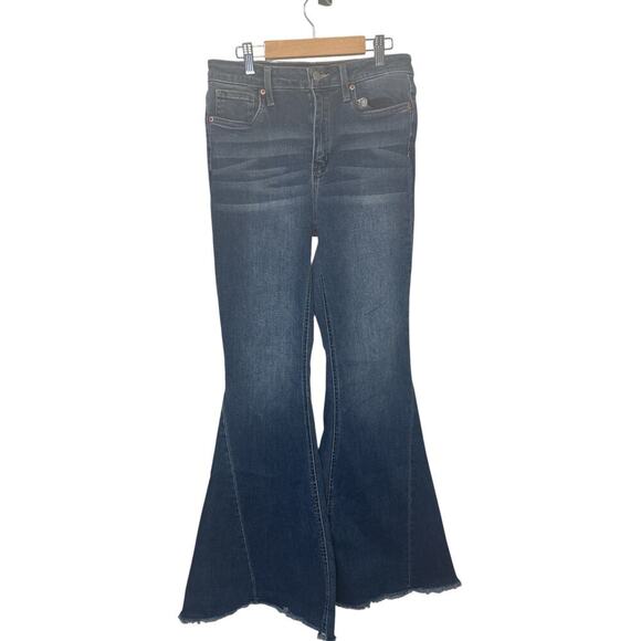 Refuge Denim Blue Jean in Size 5-EUC - Picture 8 of 8